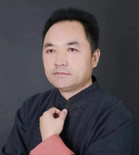 邱西森